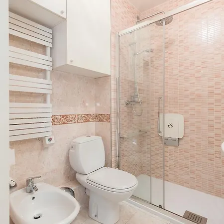 Victoria Beach By Connexion Apartment Menton
